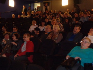 Członkowie Koła na sztuce teatralnej